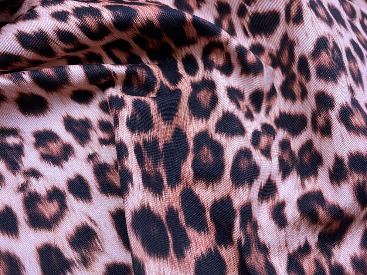 Ткань Джинса  розового цвета с принтом леопард 12627 2