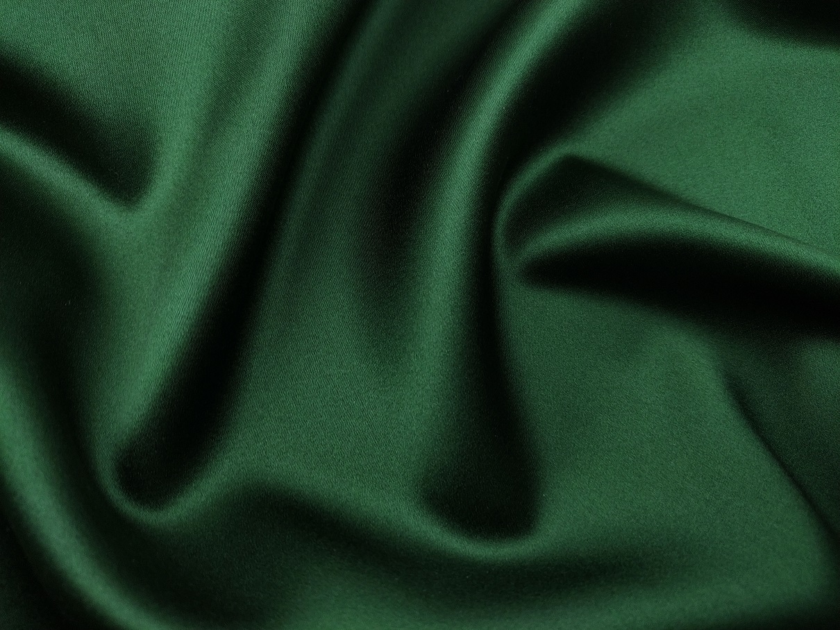 Ткань  Атласный Шелк с эластаном  зеленый глубокий Италия 42647 3