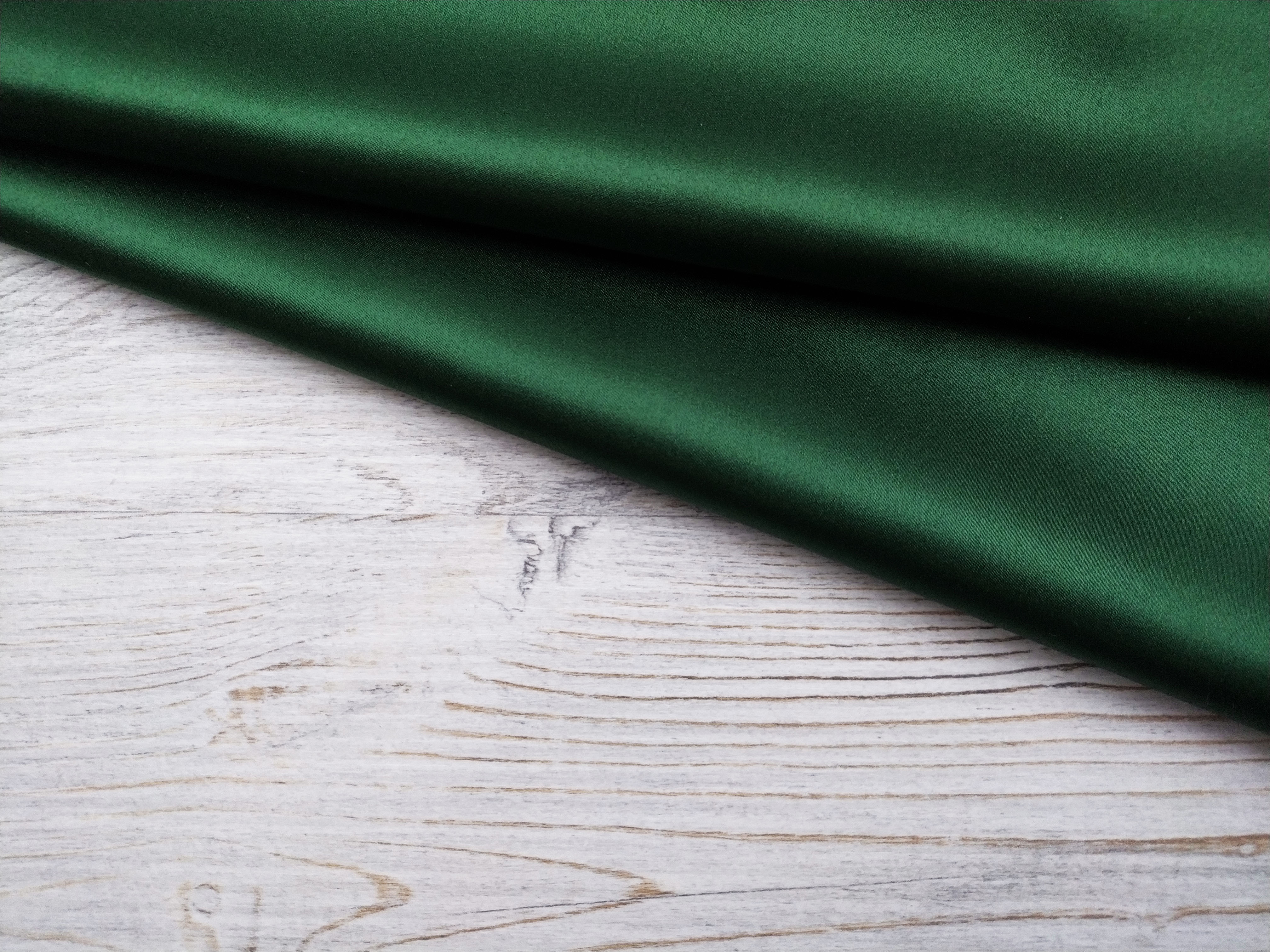 Ткань  Атласный Шелк с эластаном  зеленый глубокий Италия 42647 4