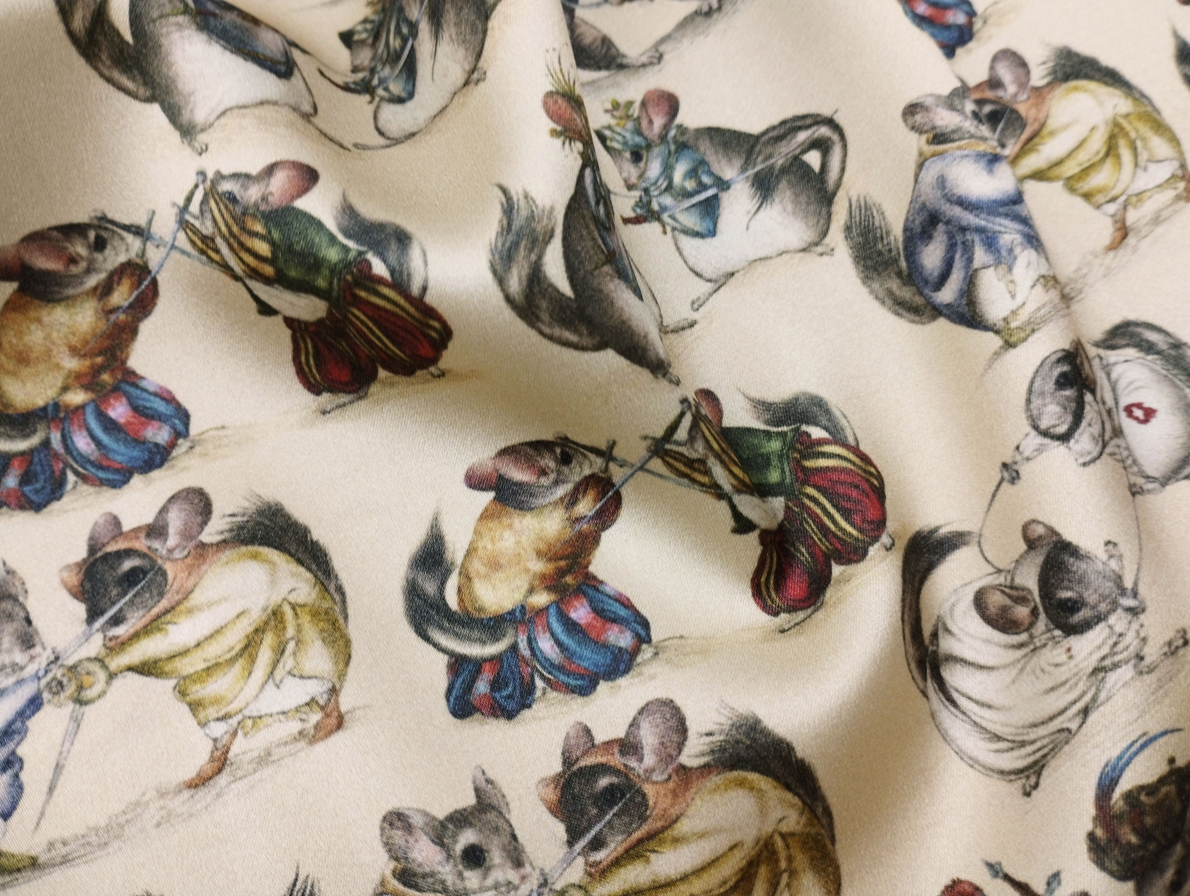 Ткань Шёлк  42897 3