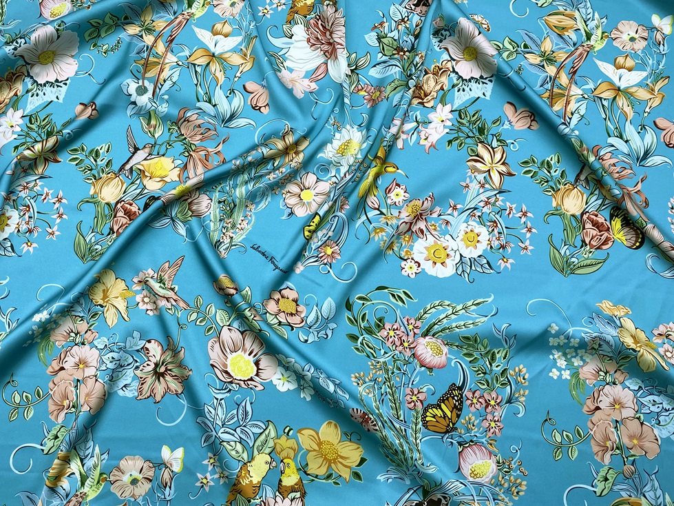 Ткань Шёлк Армани бирюзового цвета с принтом попугаи и  бабочки 46443 3