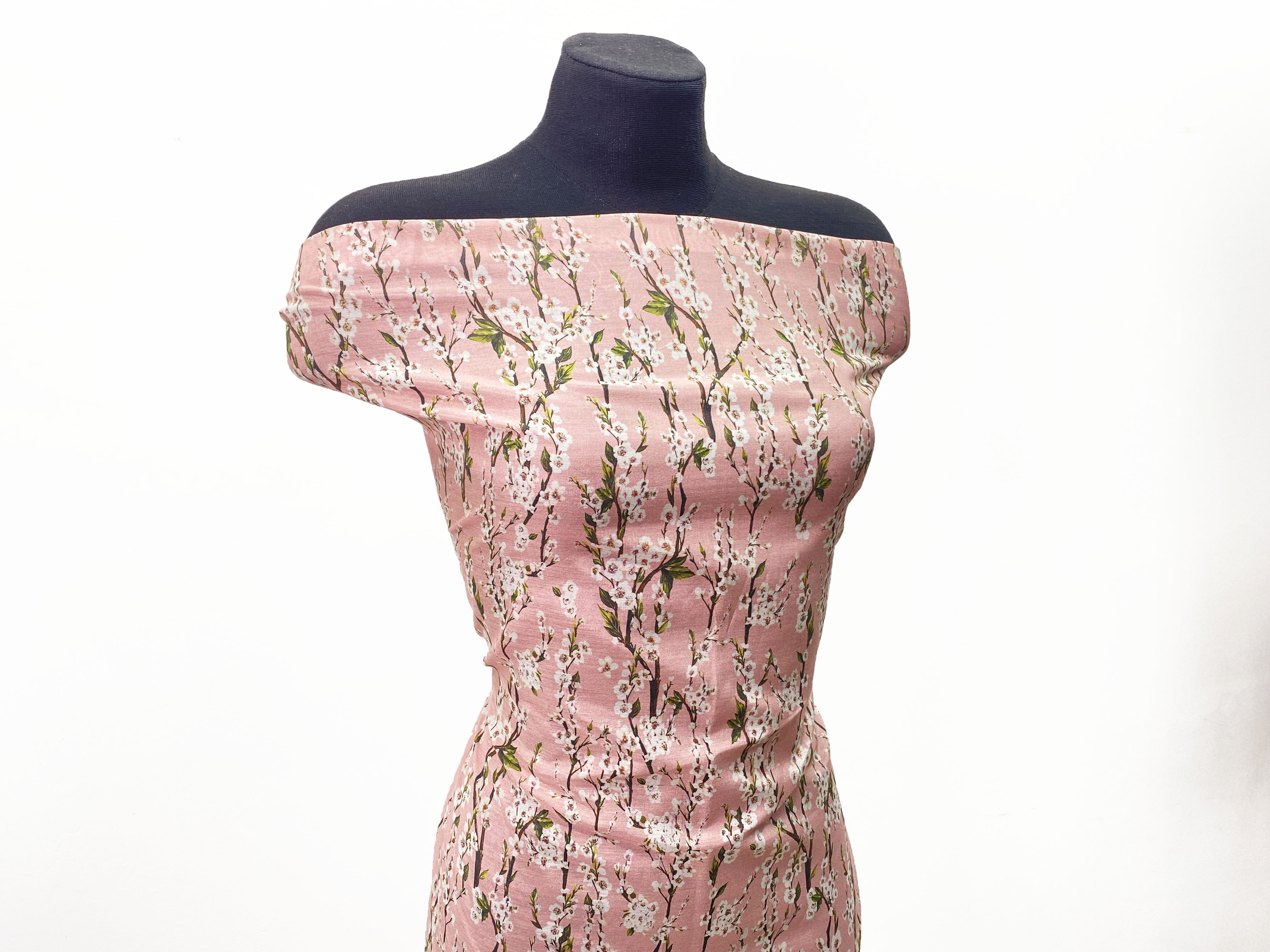 Ткань Муслин розового цвета с принтом яблоневые цветы  16738 5