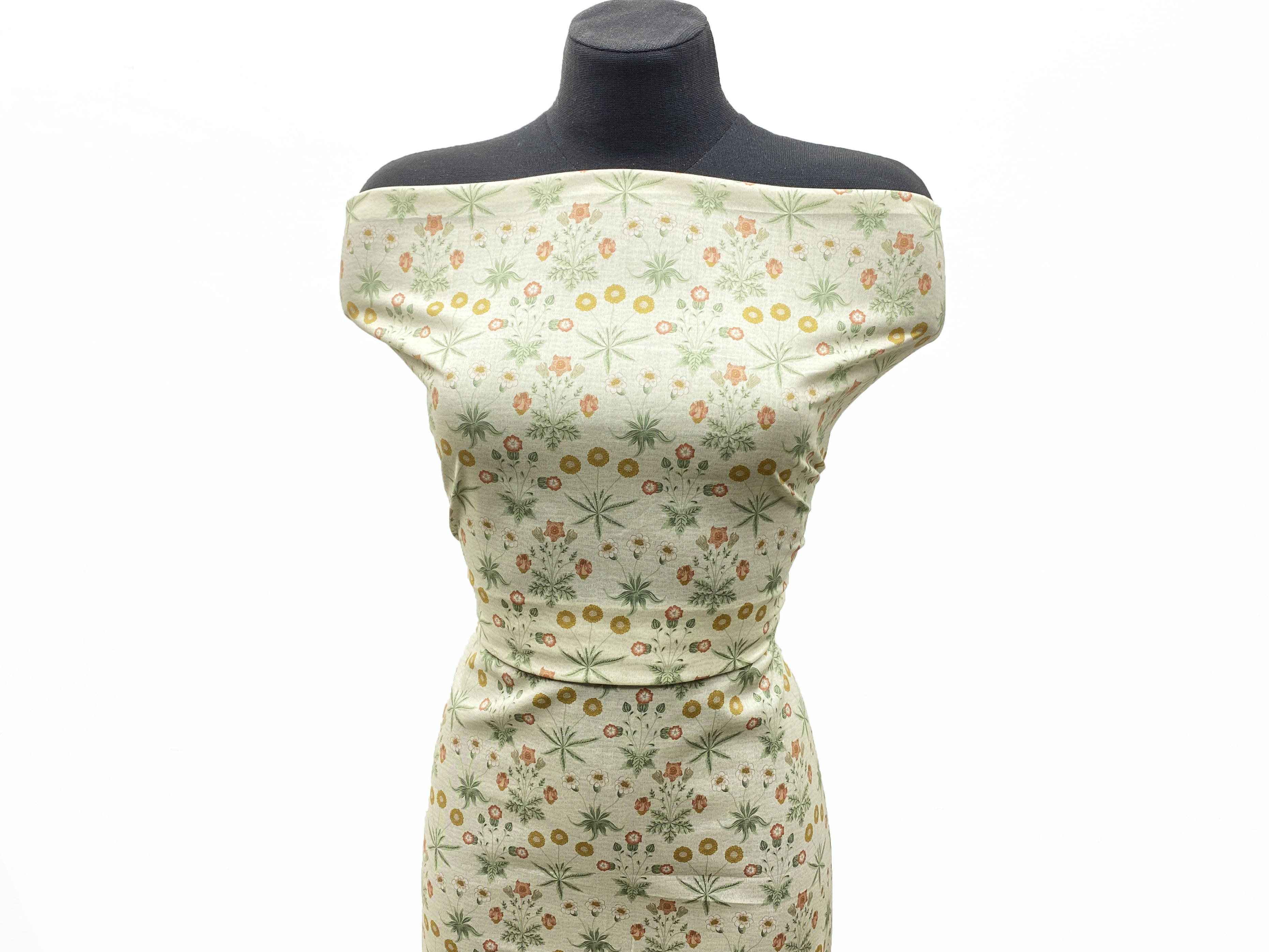 Ткань Батист  бежевого  цвета с принтом    цветы 14281 5