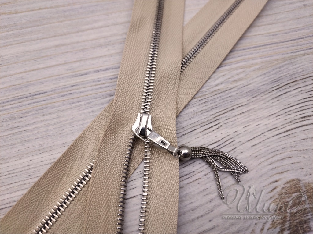 Молния RIRI ME 60см 4 1з х/б бежевый с/з Zuff    77105 3